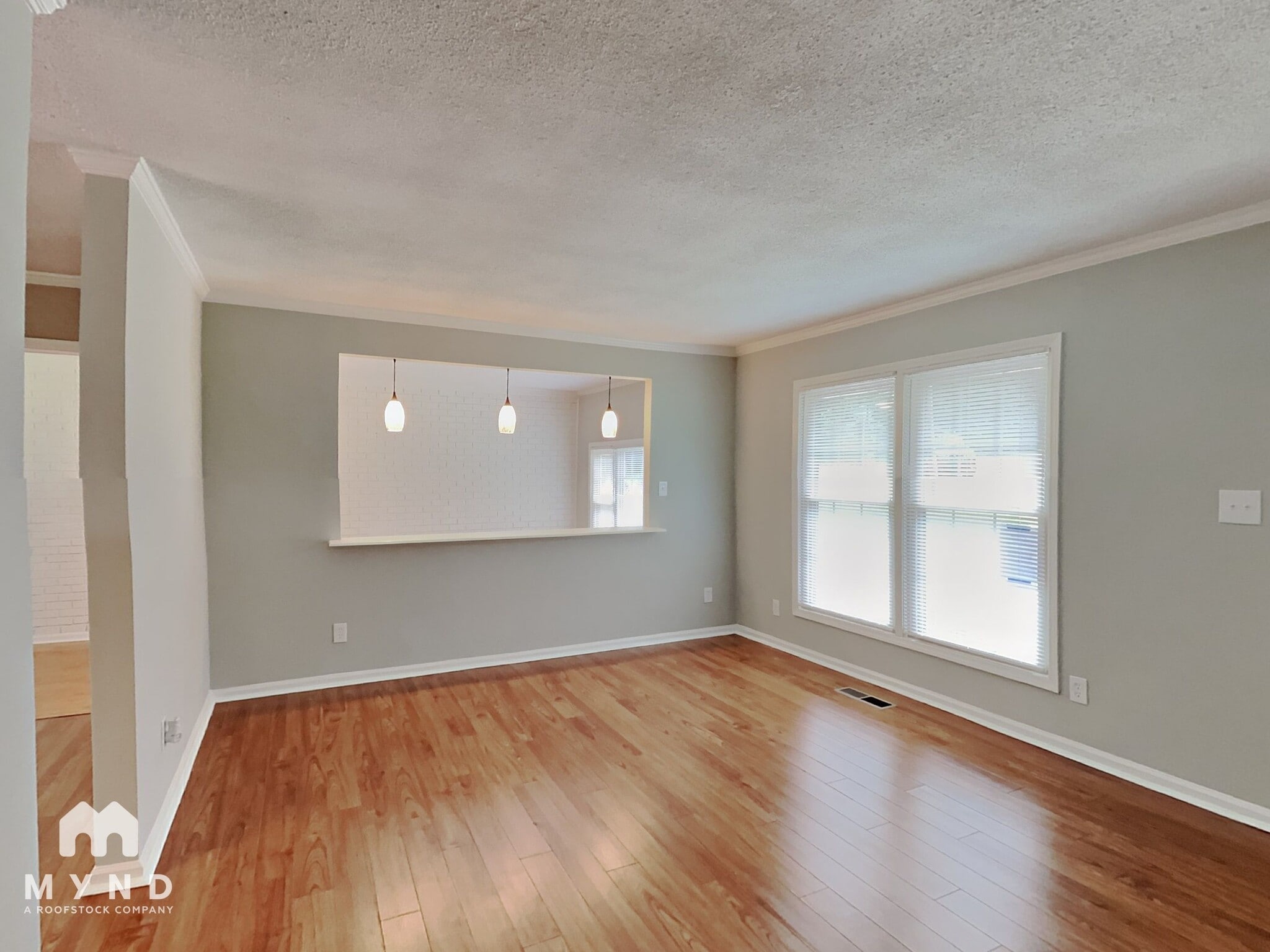 Building Photo - 300 Anne Ave