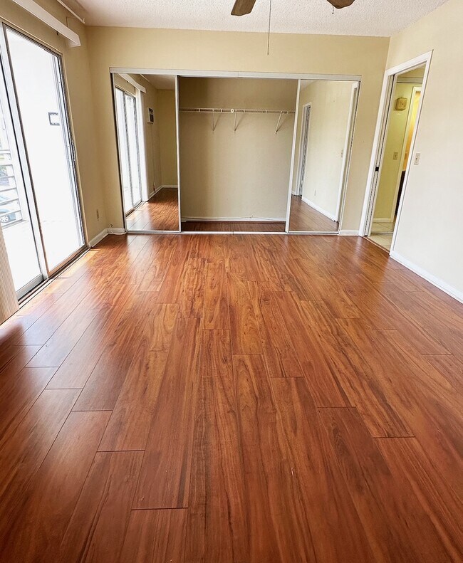 Building Photo - 62 Mansfield B