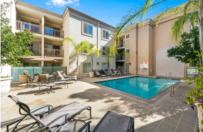 Pool - 141 S Clark Dr