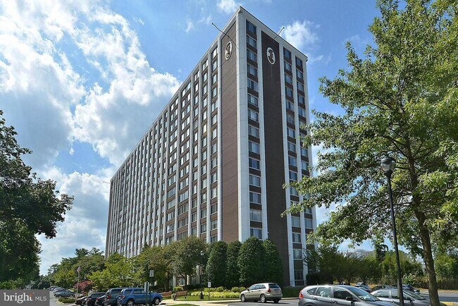 Building Photo - 11801 Rockville Pike