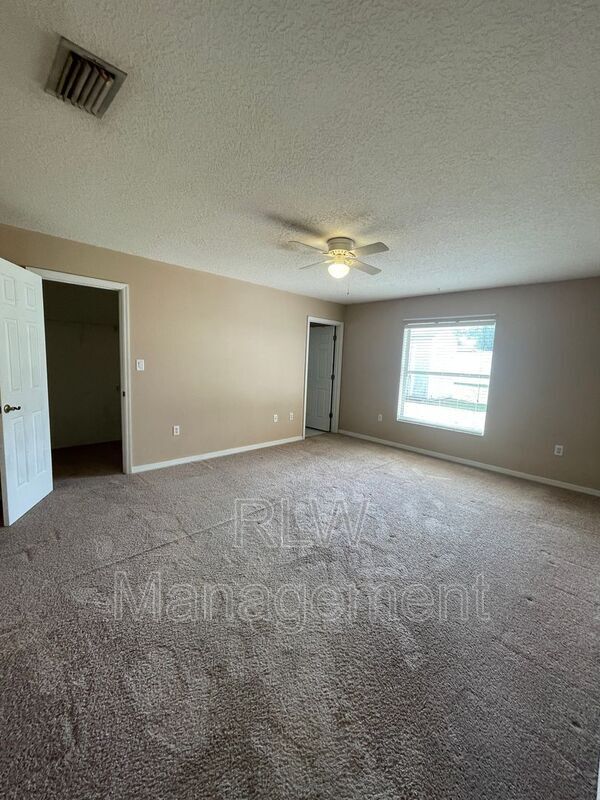 Building Photo - 12532 Pitch Dr