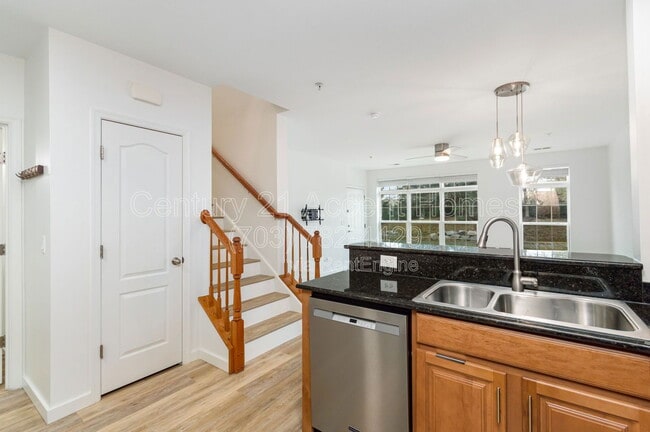 Building Photo - 22824 Ferncrest Terrace