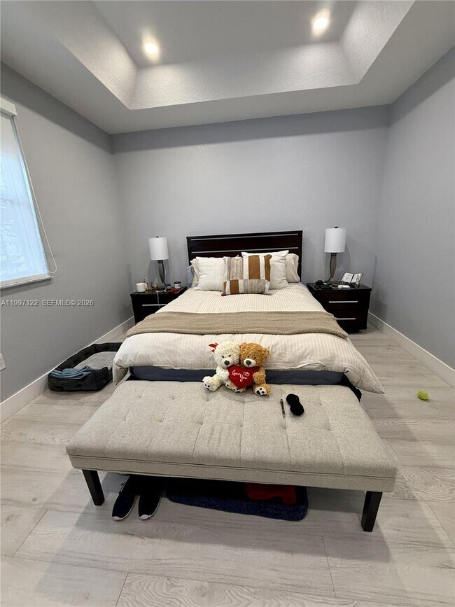 Building Photo - 7768 NW 116th Ave