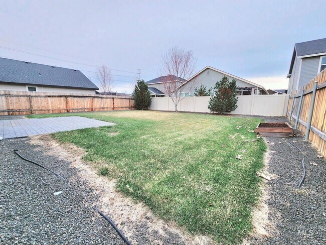 Building Photo - Welcome Home - 4 Bedroom 2.5 bath Home in ...