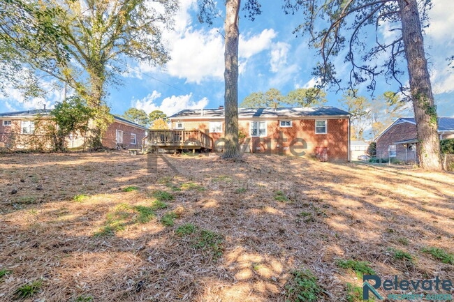 Building Photo - 7507 Comet Rd