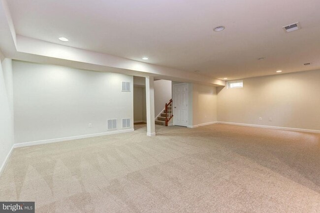 Building Photo - 2705 Mae Wade Ave