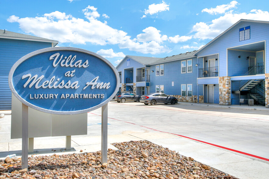 Primary Photo - Villas at Melissa Ann