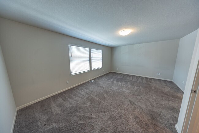 Building Photo - 4255 S Waters Edge Wy