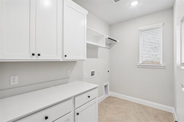 Building Photo - 716 Papyrus Dr