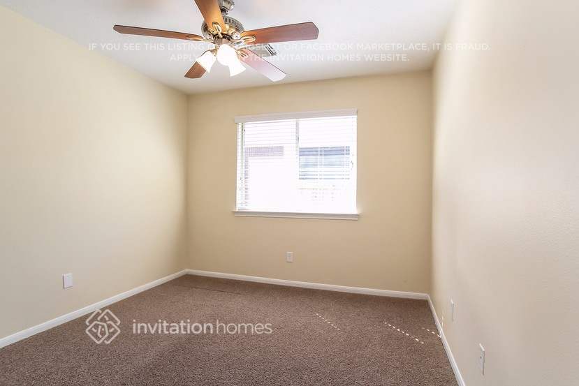 Building Photo - 10714 Estelle Cir
