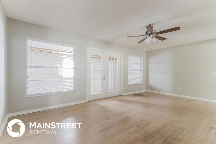 Building Photo - 1390 E Euclid Ave