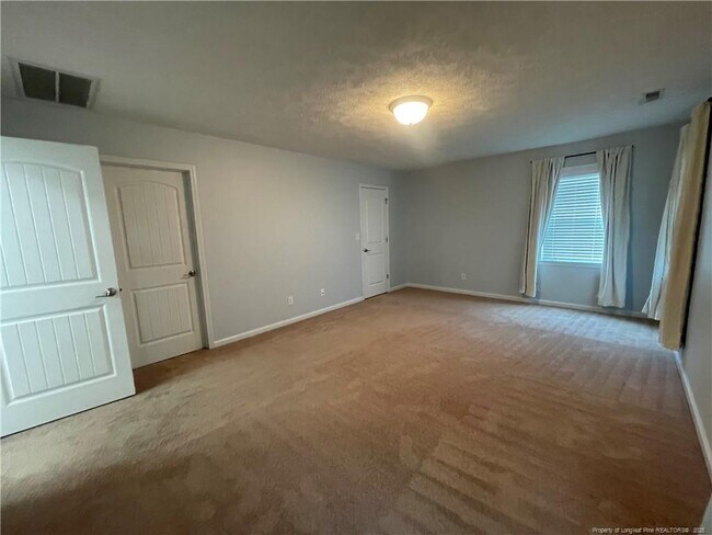 Building Photo - 3916 Stretton Avenue