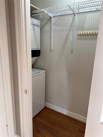 Building Photo - 6000 Kenwood Ave