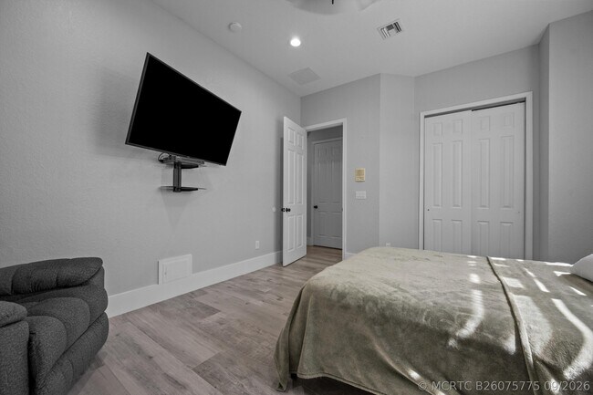 Building Photo - 2926 Dovedale Ct