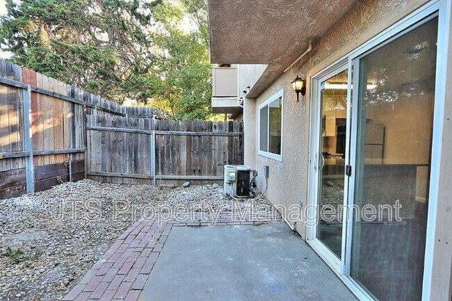 Building Photo - 5820 Alorn Ln