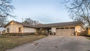 Building Photo - 902 NW K St