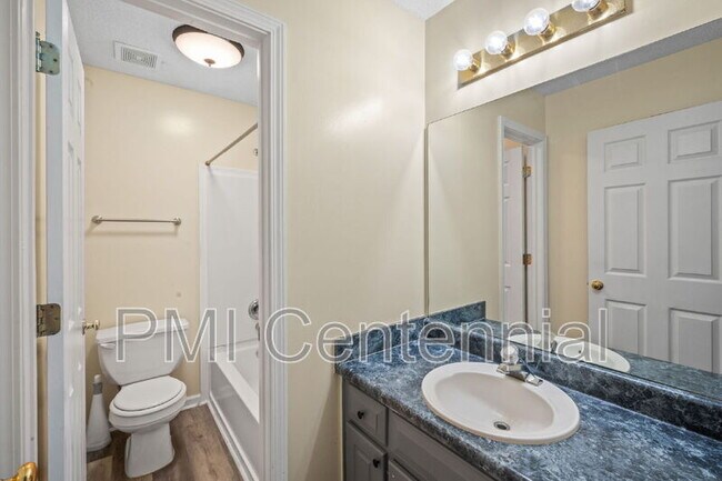 Building Photo - 8078 Woodlake Dr