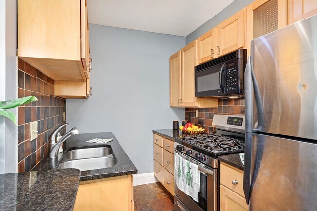 Building Photo - Charming 1-Bed 1-Bath Available Now!