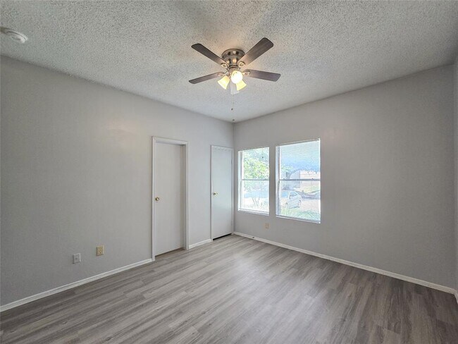 Building Photo - 12166 Metric Blvd