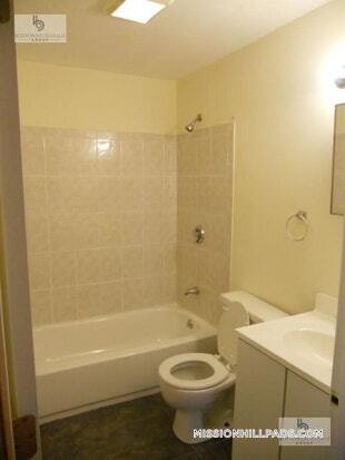 Building Photo - 53 Georgia St