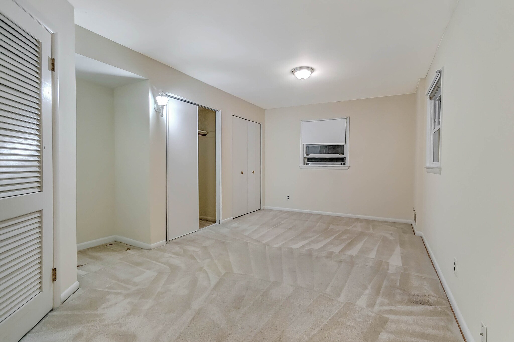 Building Photo - 8808 Patricia Ct