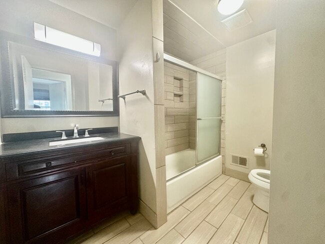 Building Photo - Open-Concept 3BR Condo with Finished Basement in Canton