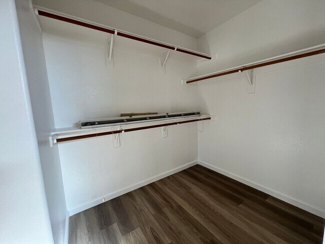 Building Photo - 6577 E Escatawpa Bay Ct