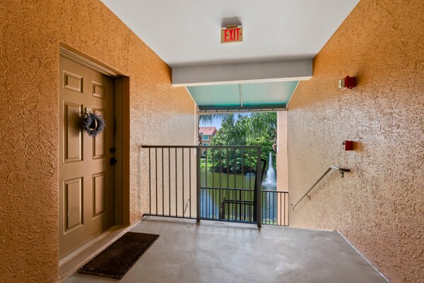 Building Photo - 1180 Reserve Way