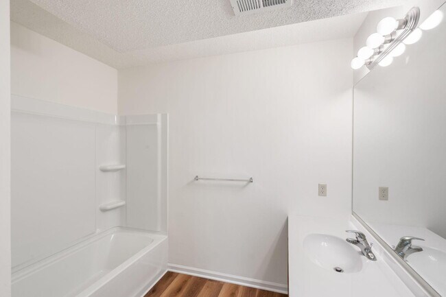 Building Photo - 4412 Cheryl Ct