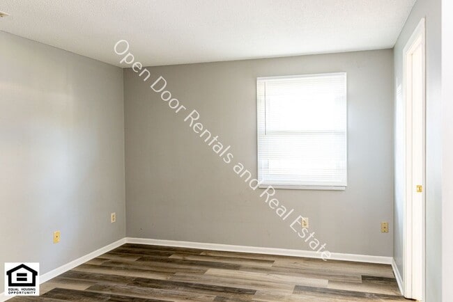 Building Photo - 7726 Tipperary Trail