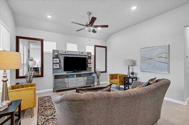 Building Photo - 125 Harborside Dr