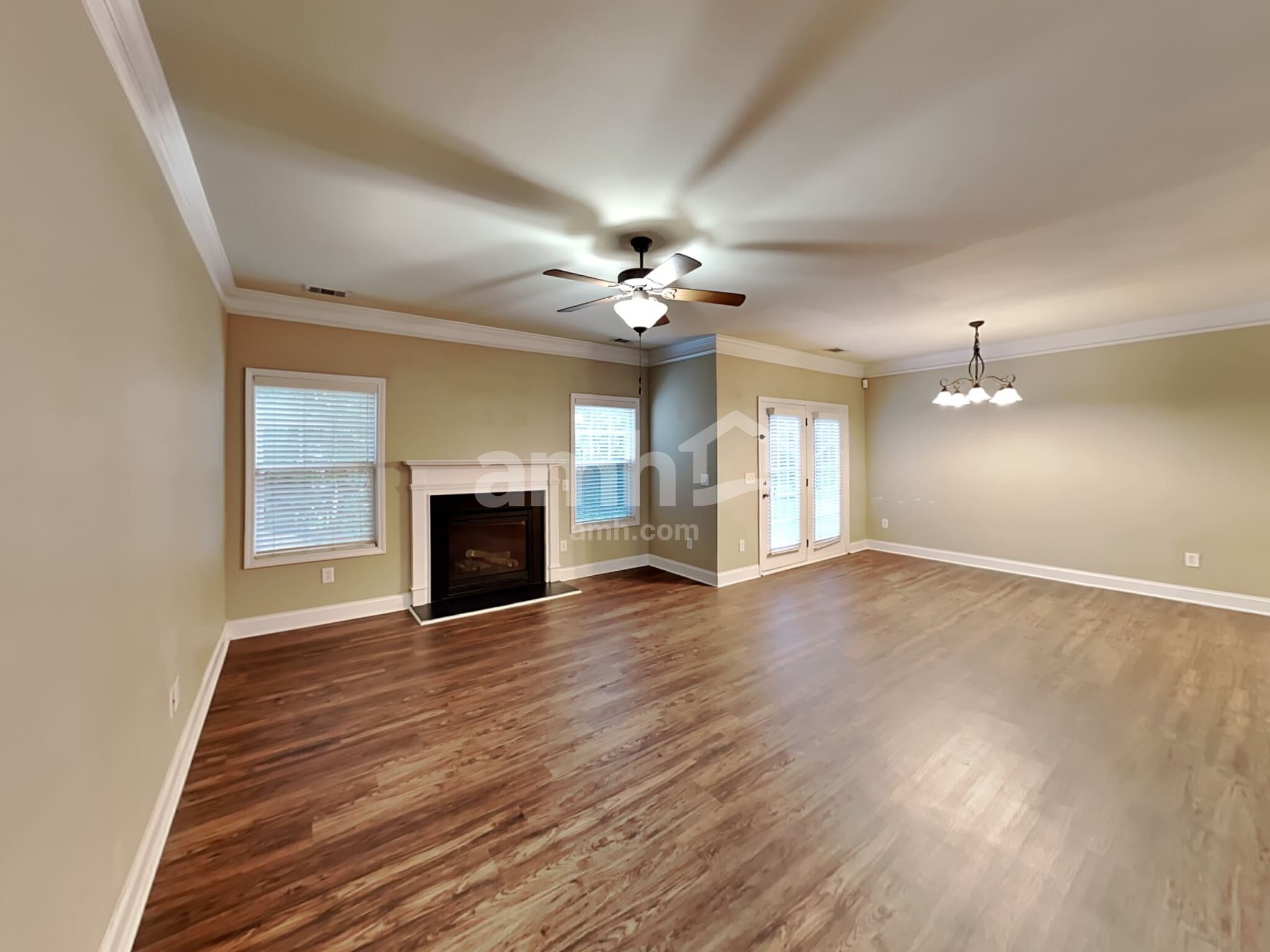 Building Photo - 531 Crestmont Ln