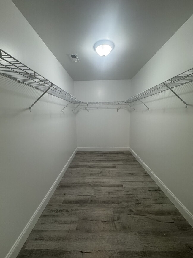 Building Photo - 203 Quinn Hill Ln