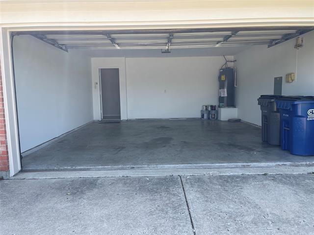 Building Photo - 523 Robinwood Rd