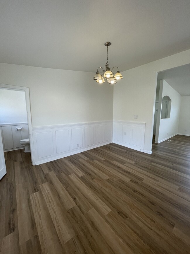 Building Photo - 4-Bedroom, 1.5 Bath Home in NW OKC