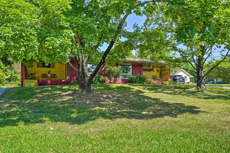 Building Photo - 797 Eileen Ln