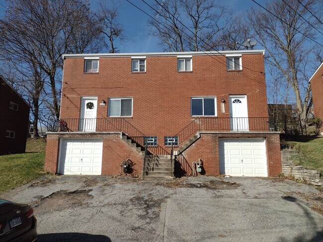 Primary Photo - Beautiful Home for Rent