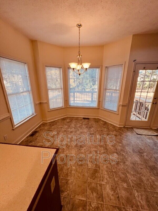 Building Photo - 5100 Beachmere Ct