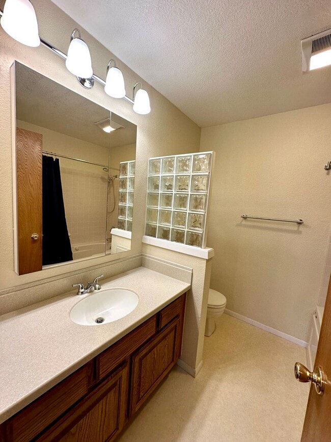 Building Photo - 51115 Sei Ln