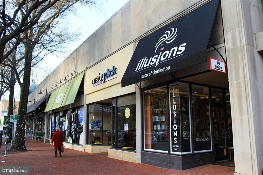 Building Photo - 3616 Kemper Rd