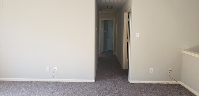 Building Photo - 22106 Bridgestone Oak Dr