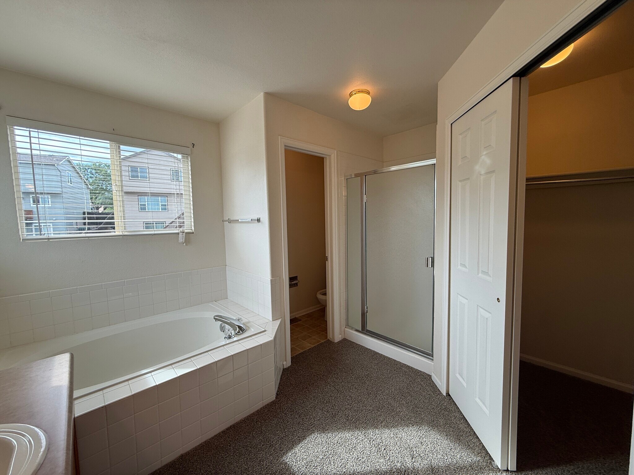 Building Photo - 4128 Ascendant Dr