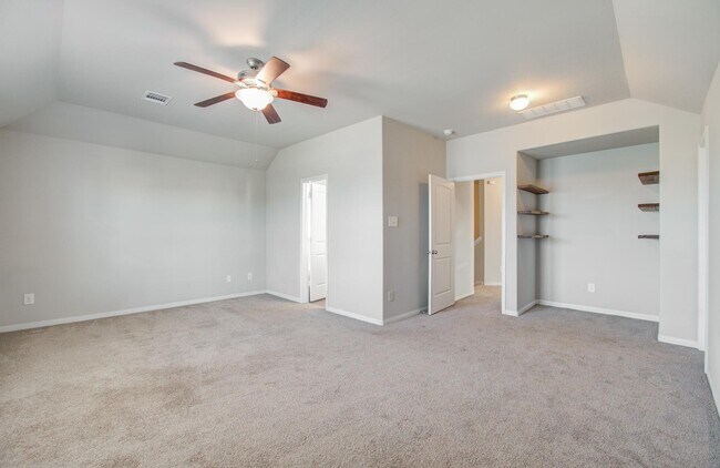 Building Photo - 3514 Vivaldi Dr