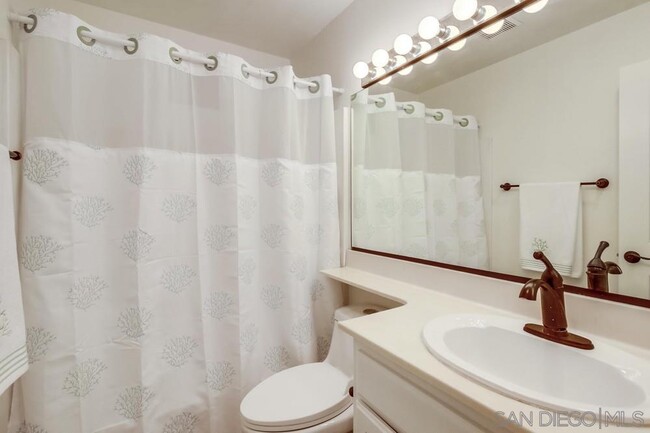 Building Photo - 3997 Crown Point Dr