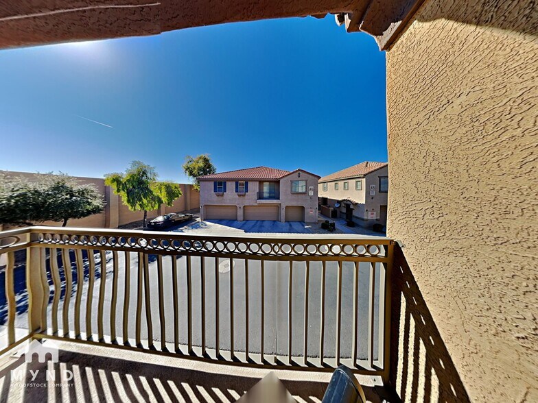 Building Photo - 1409 N 81st Dr