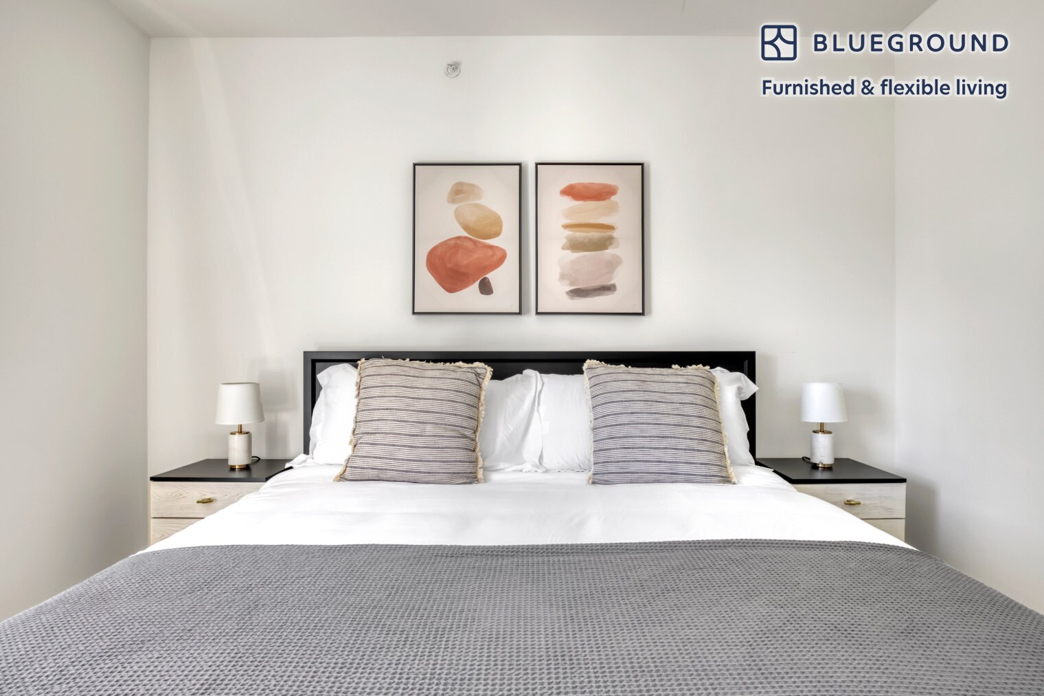 Building Photo - 10301 NE 10th St