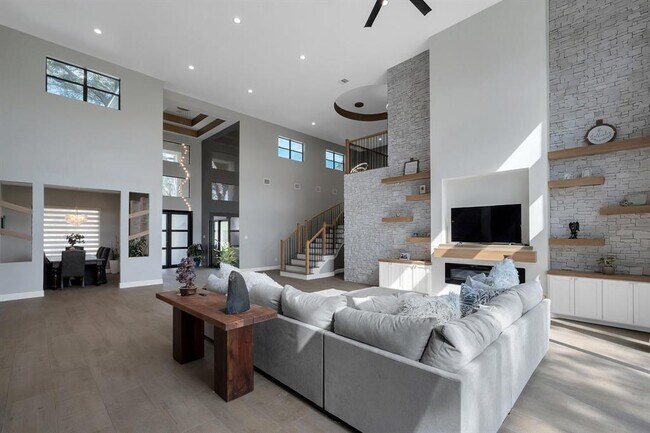 Building Photo - 26511 Meadow Ln