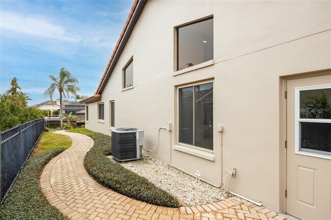 Building Photo - 5809 Cruiser Way