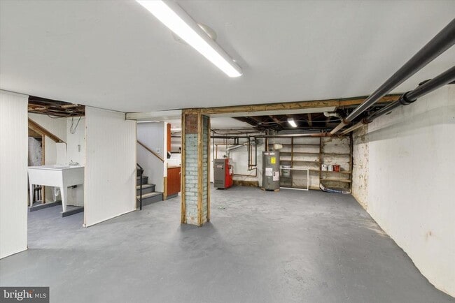 Building Photo - 1329 Olive St