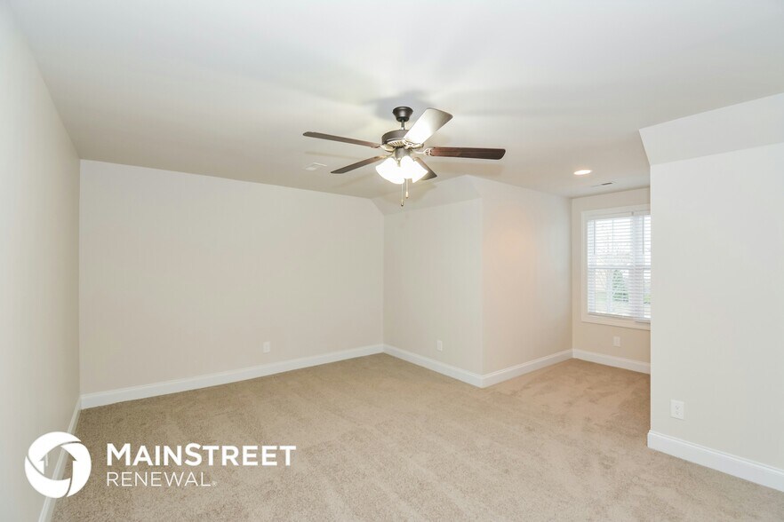 Building Photo - 313 Drema Ct